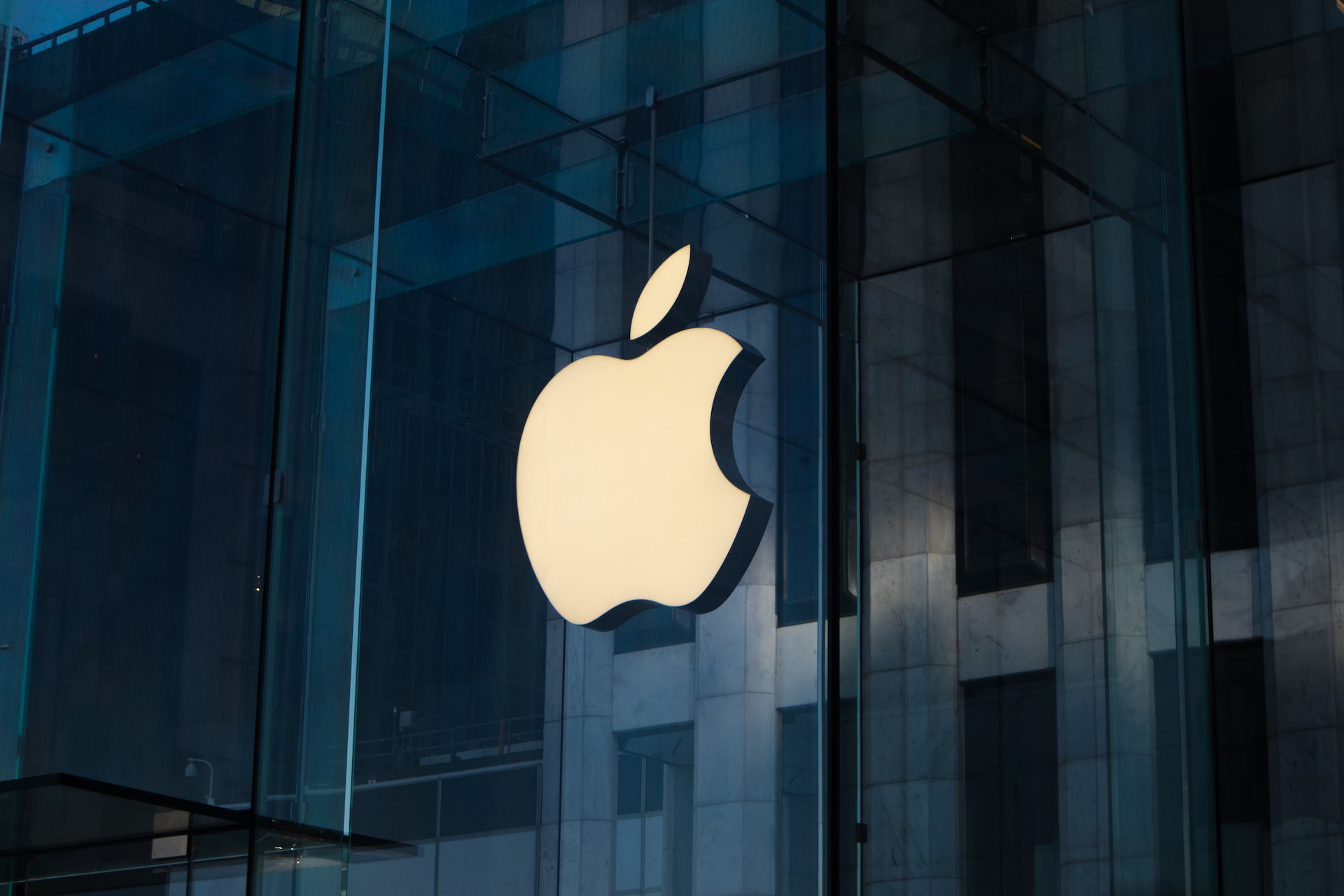 Apple Store Brand - Brand: Guide To Building A Strong Identity